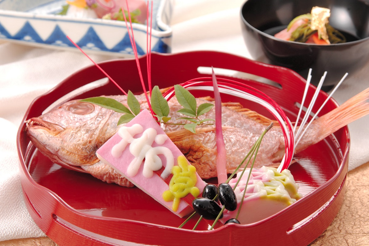 おせち料理の定番 21種類 食材に込められた意味や重箱への詰め方も解説 かまぼこのある暮らし おせち料理の定番 21種類 食材に込められた意味や重箱への詰め方も解説 かまぼこのある暮らし