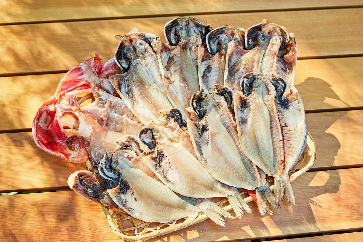 干物をフライパンで焼こう 簡単でおいしい干物の焼き方を紹介 かまぼこのある暮らし