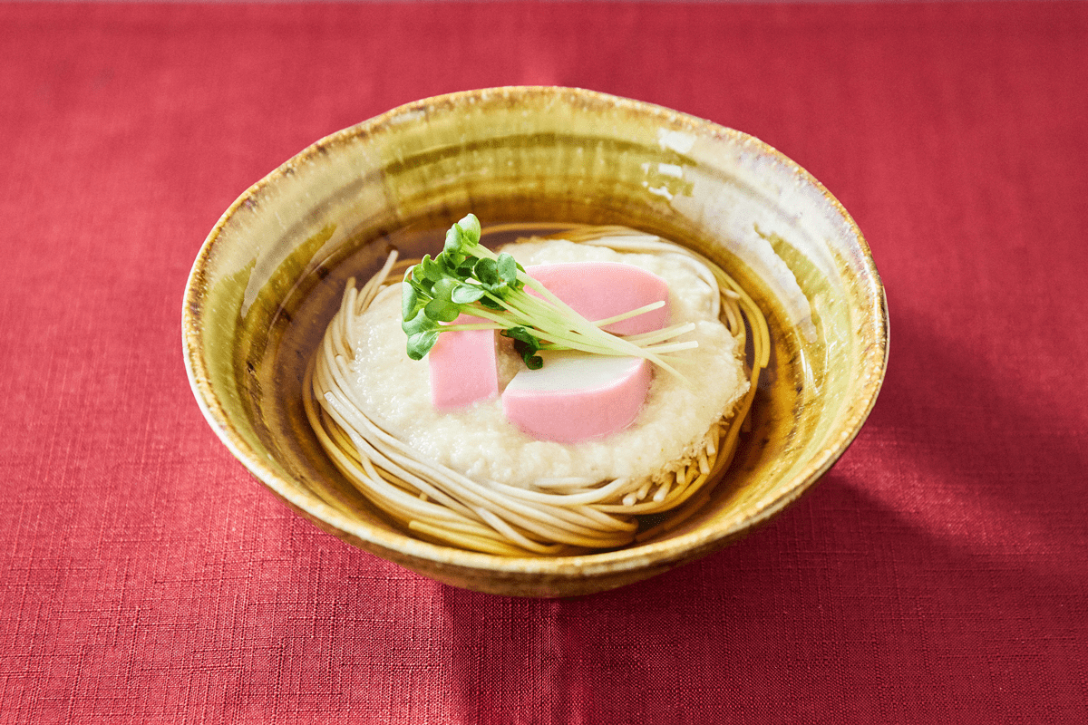 かまぼこの山かけ冷やしそば