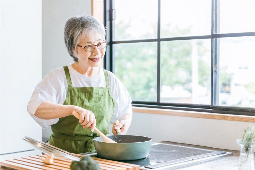 シニア世代もタンパク質が重要！おすすめの食材と摂取する5つのコツ